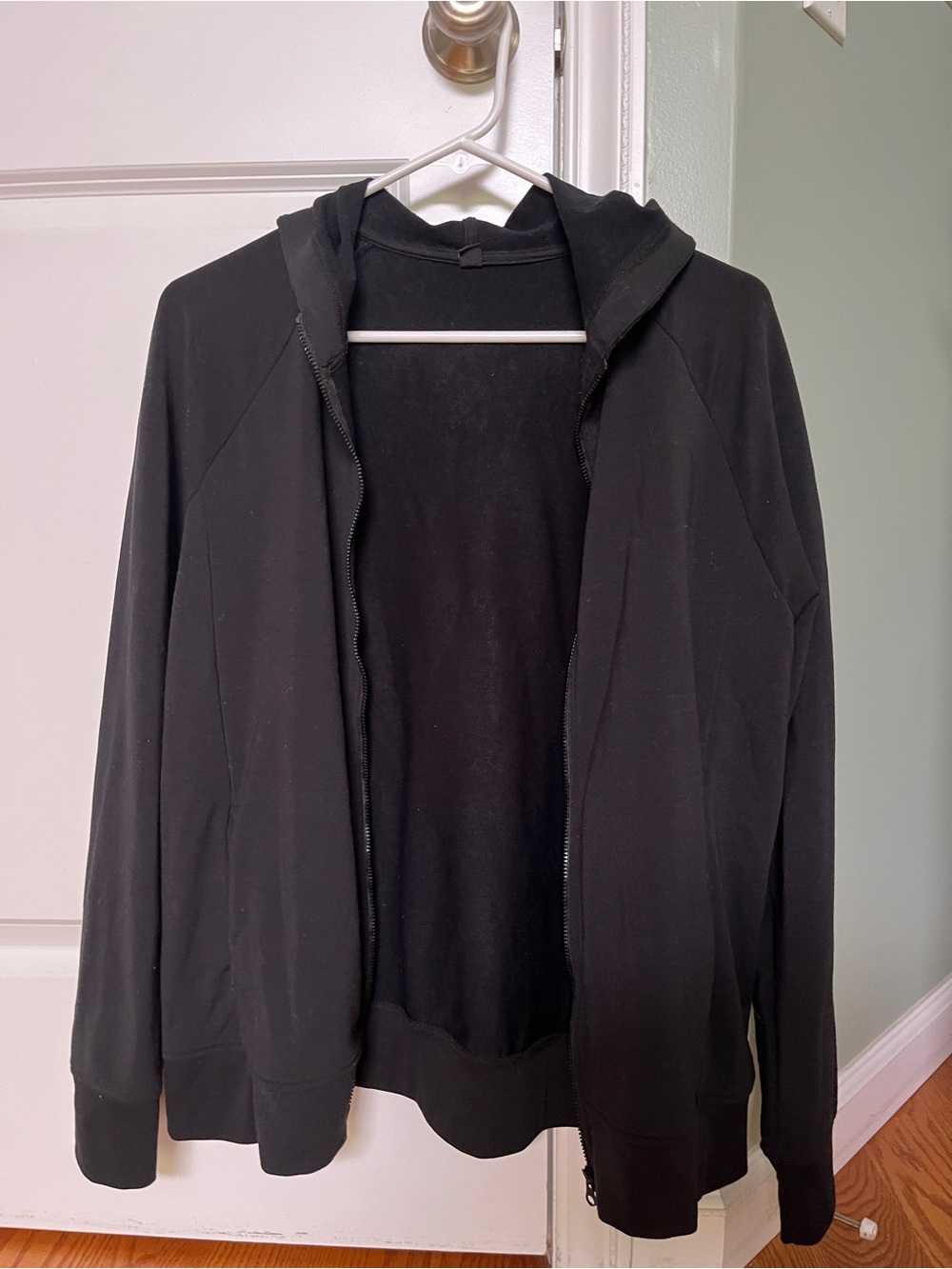 Uniqlo Black Zip-Up Hoodie